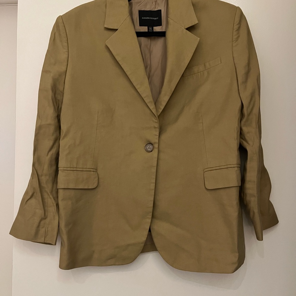 Banana Republic linen blazer